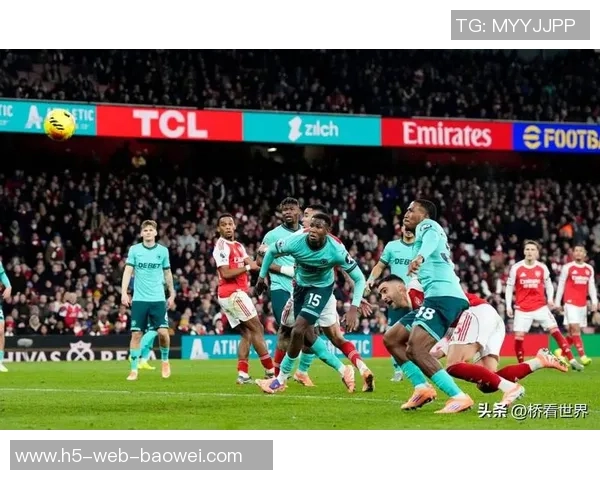 阿森纳为替代本怀特积极争夺雷恩20岁中卫雅奎特的机会